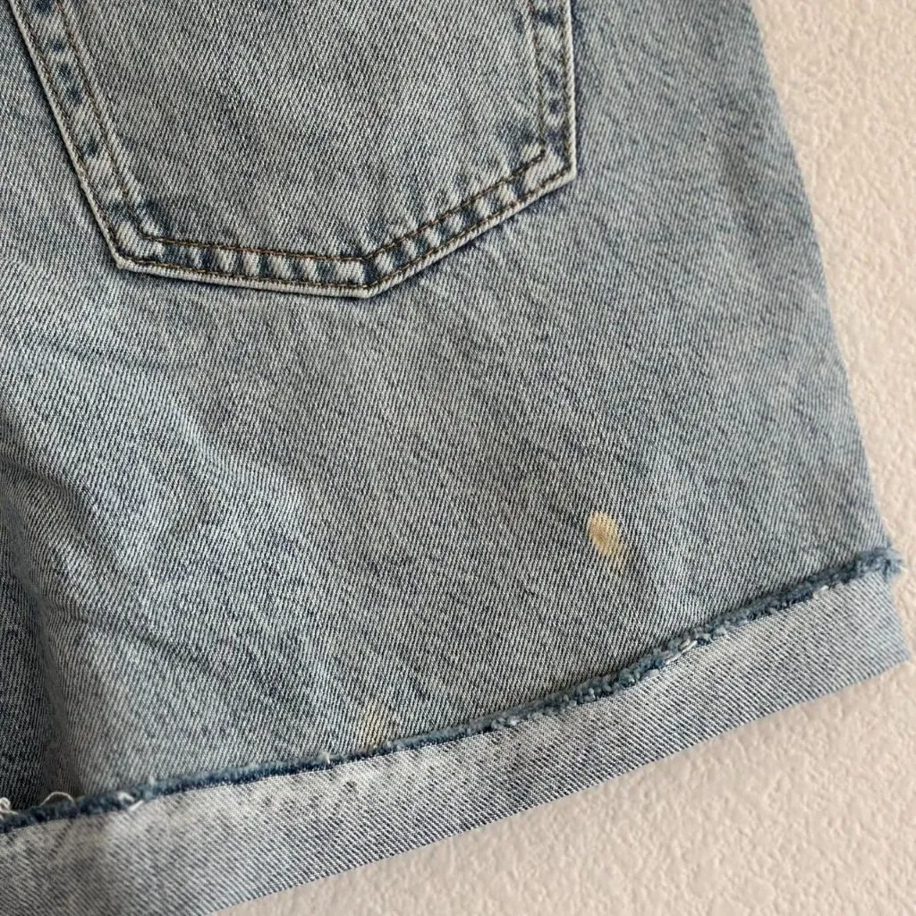 Everlane The Cheeky Short in Light Indigo, Size 26 - Image 9