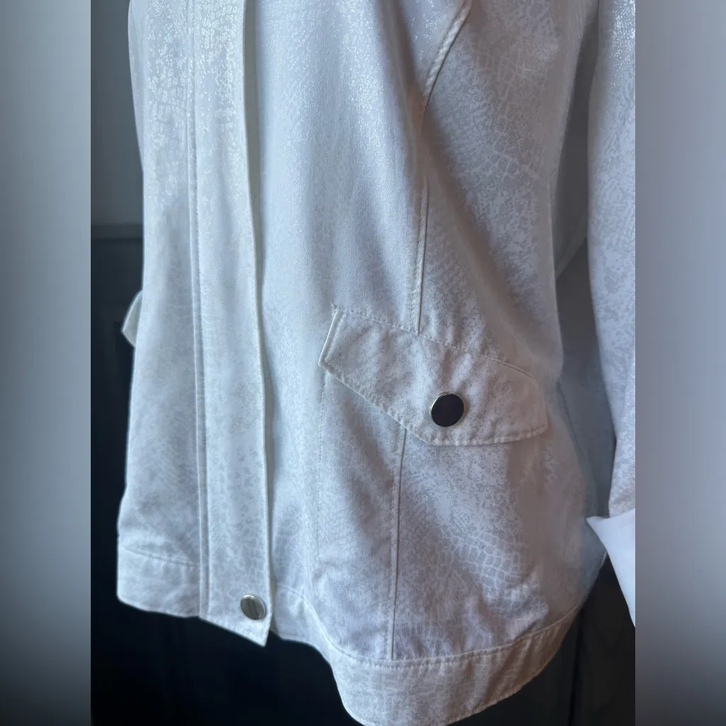 Laura Ashley Fashion Jacket White & Silver Snake print petite large - Image 9