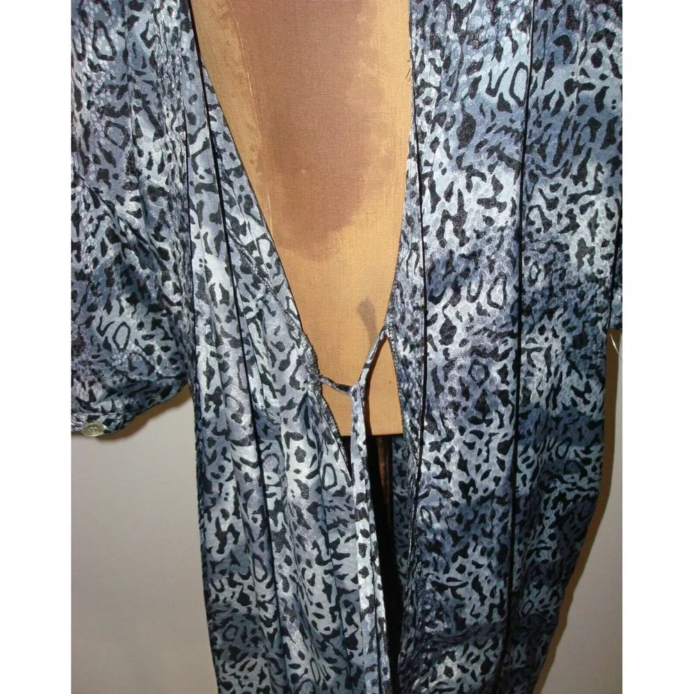 New Designer Josie Natori Caftan Robe M Silk Black Gray Long Pockets Cheetah Size M - Image 5