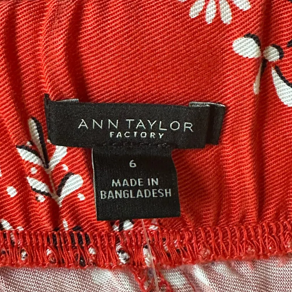 NWT Ann Taylor Shorts Womens 6 Red Floral Pull On High Rise Boho Cottagecore - Image 3