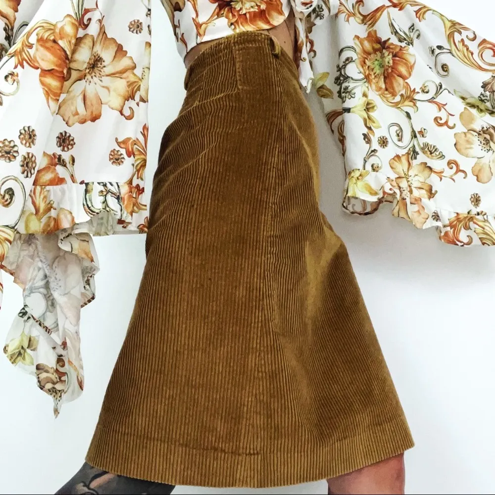 Vintage Corduroy Skirt in Brown | Size XS - Image 3