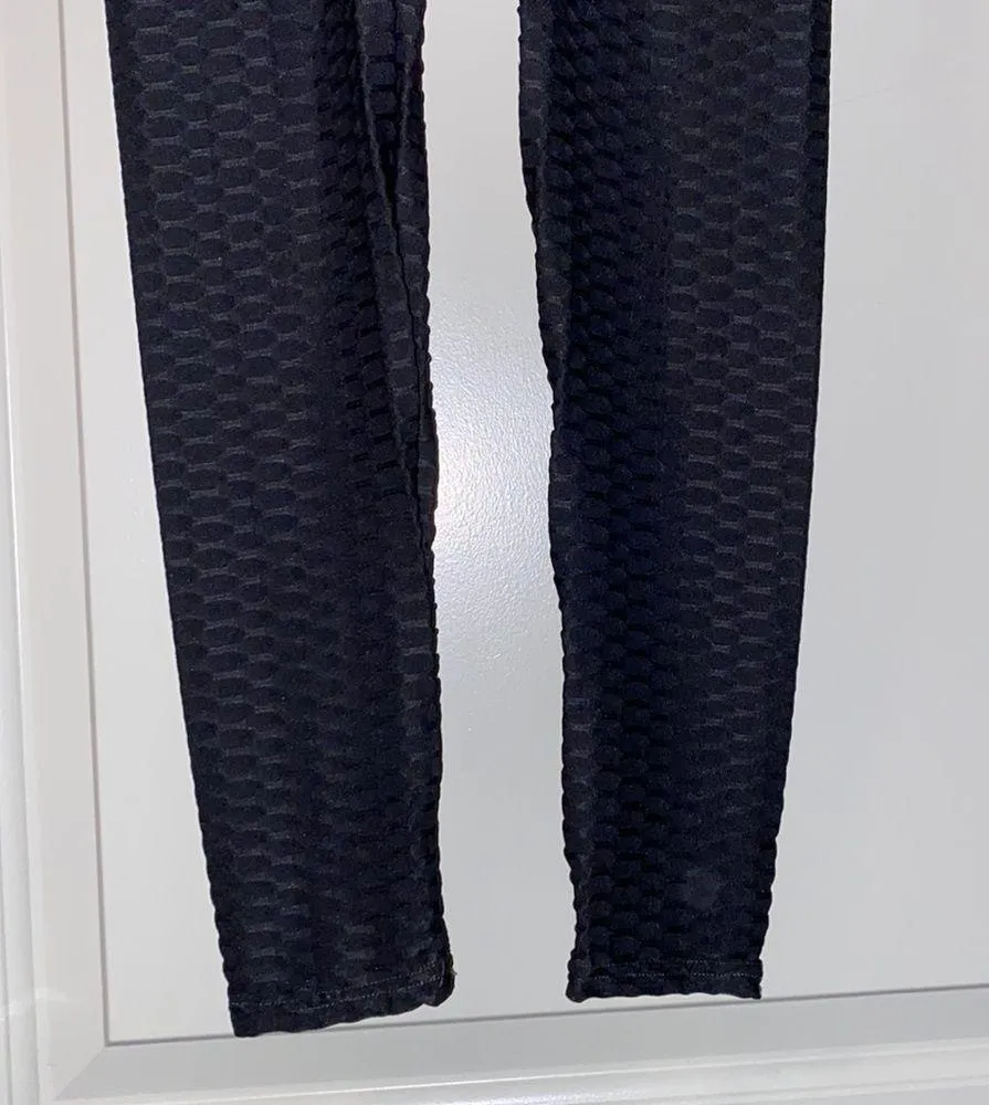 Ruched Booty Scrunch Leggings Size M - Image 6