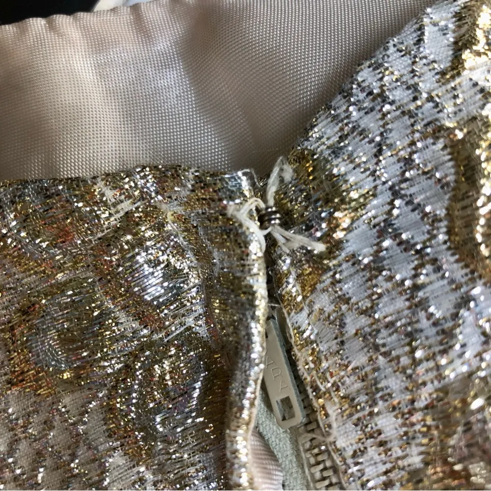 Vintage 60s Metallic Brocade Shift Dress Union Made ILGWU Gold & Cream Mod sz M Size M - Image 7