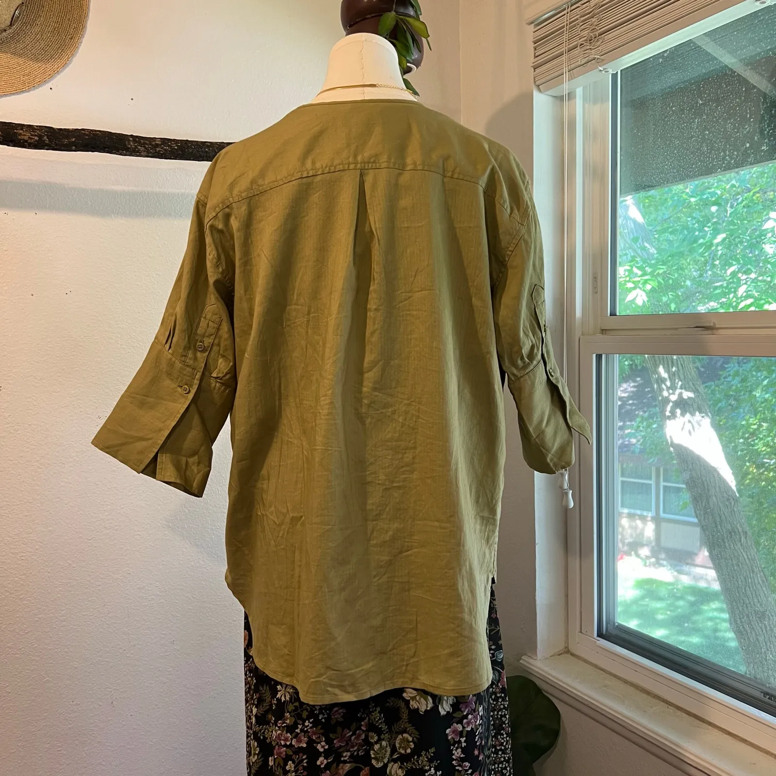 J.Crew Sage Green 100% Cotton Button Down 3/4 Sleeve Oversized Shirt Size Small - Image 4
