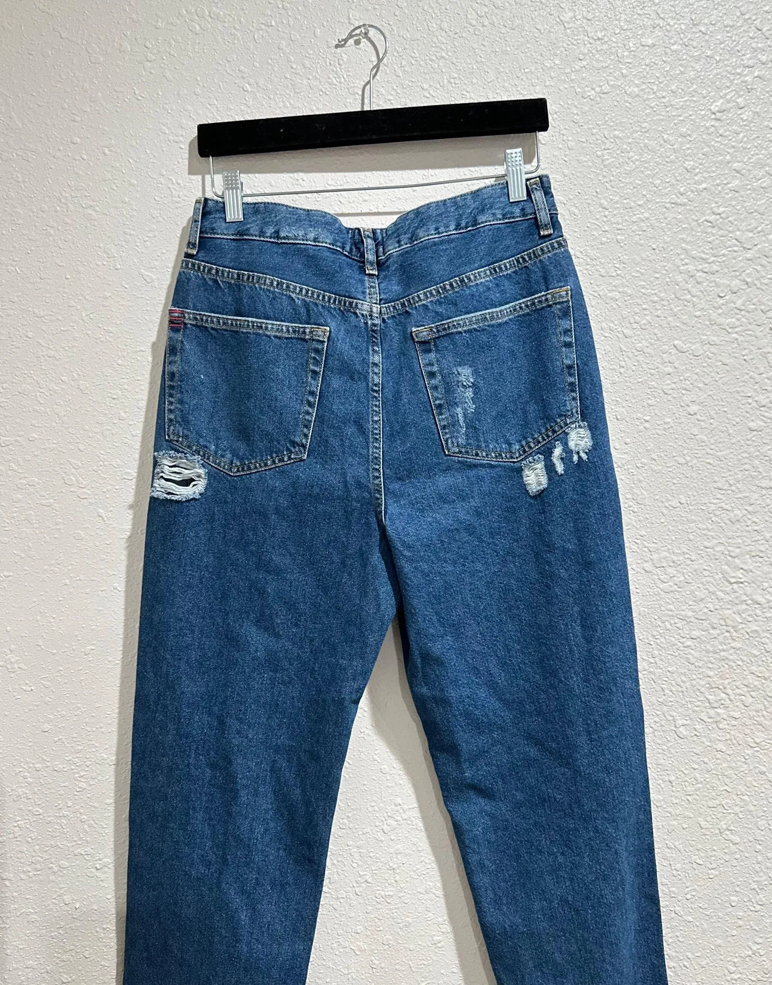 Urban Outfitters Mom Jeans - Image 9