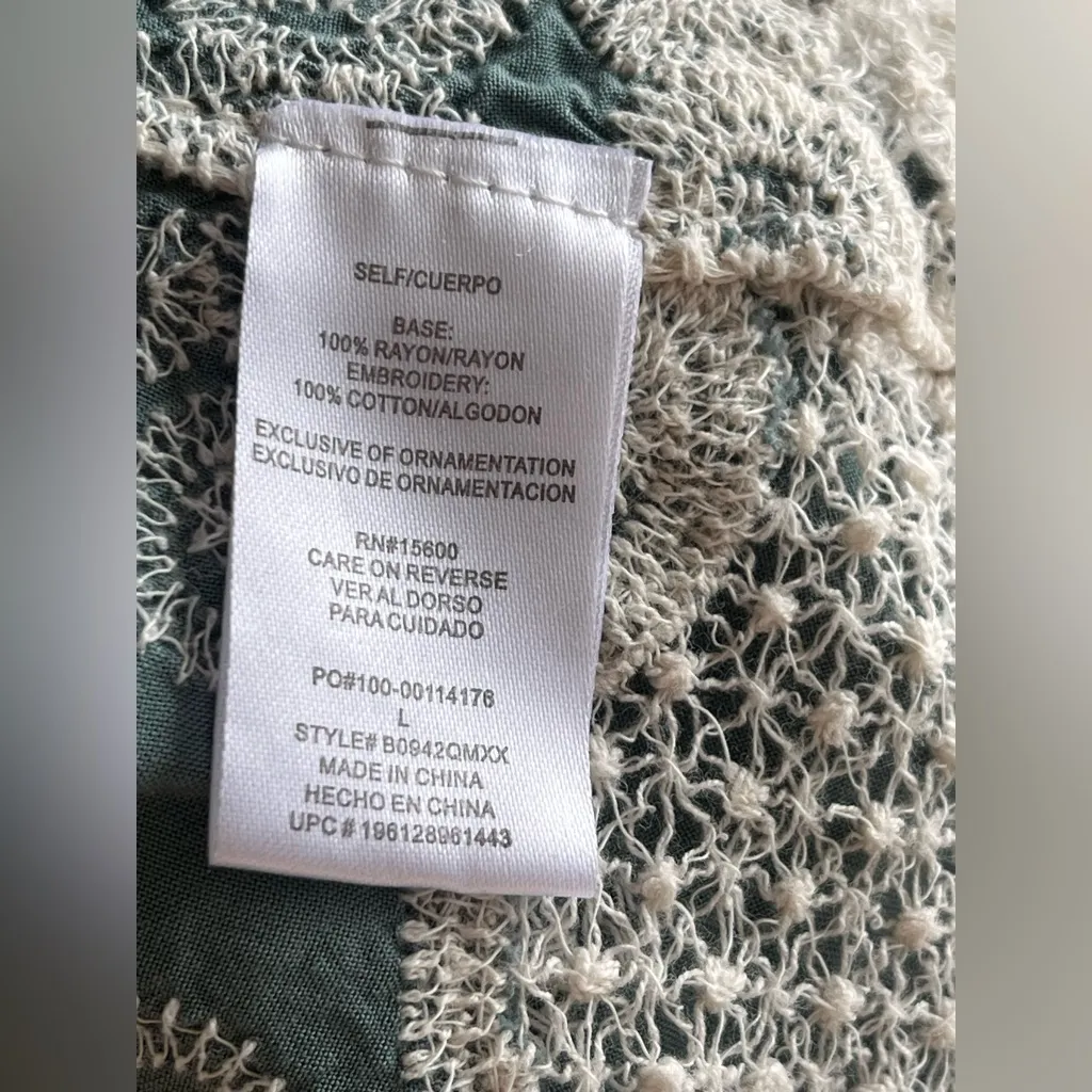 DEMOCRACY Cold Shoulder Embroidery Bohemian Top - Image 12