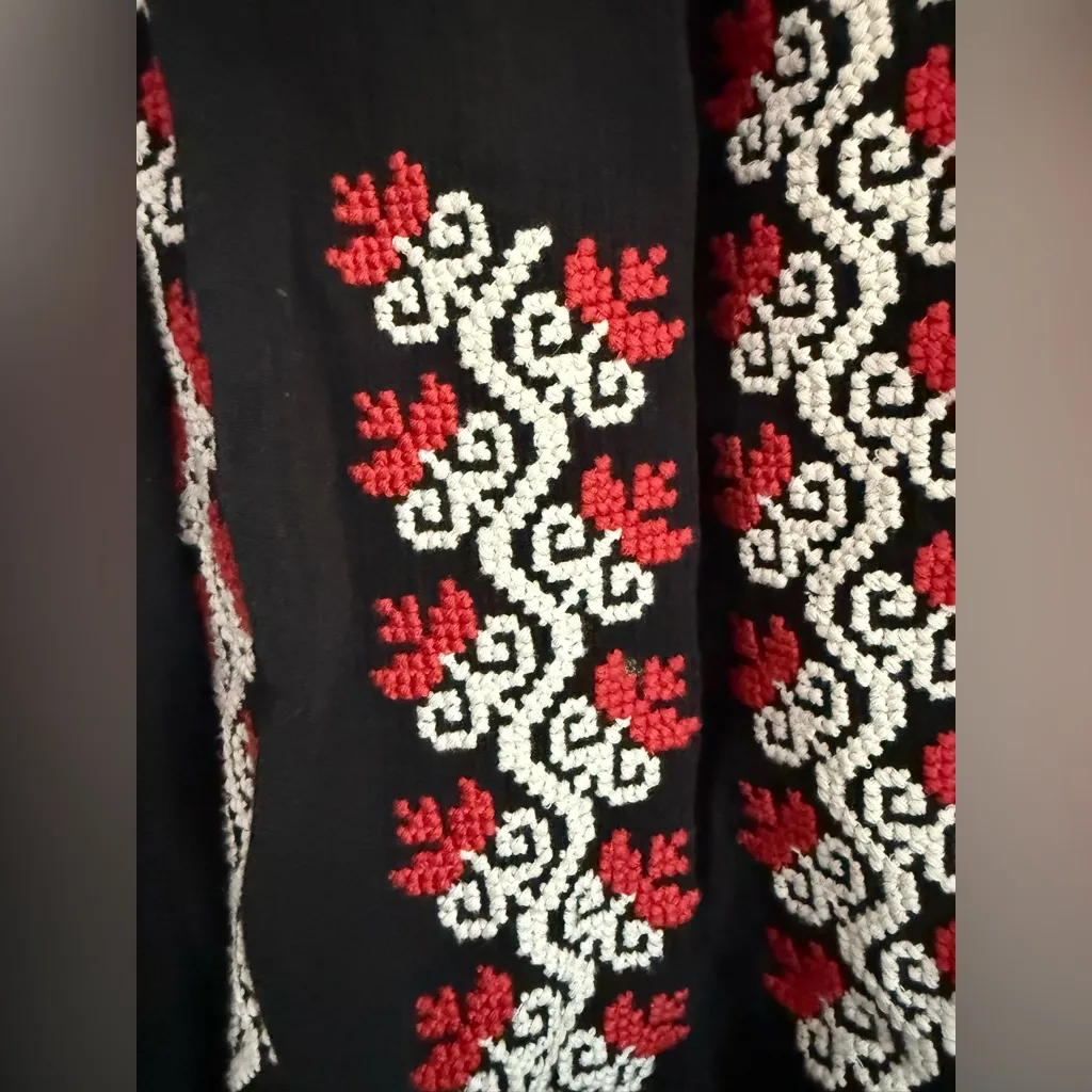 Ulla Johnson Samira mini dress in black with red and white embroidery size 6 - Image 2