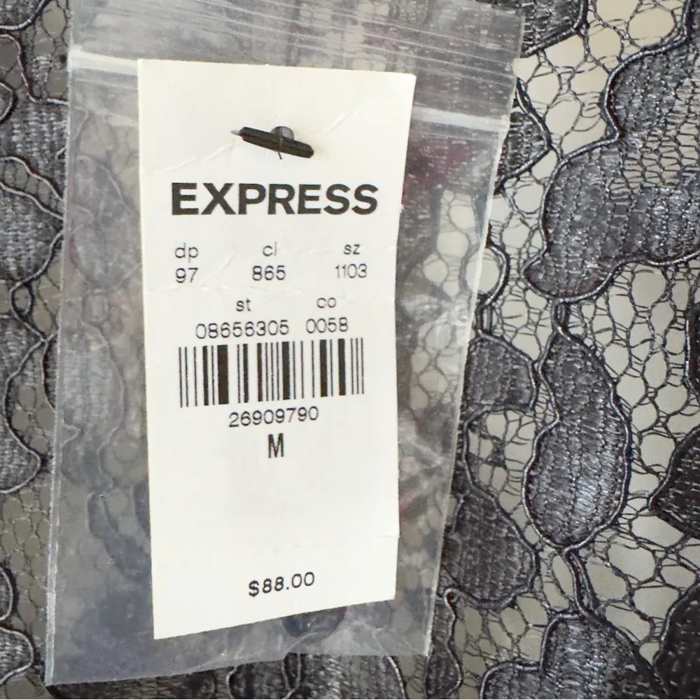 Express Black Medium NWT Lace Puff Sleeve Top Blouse - Image 8