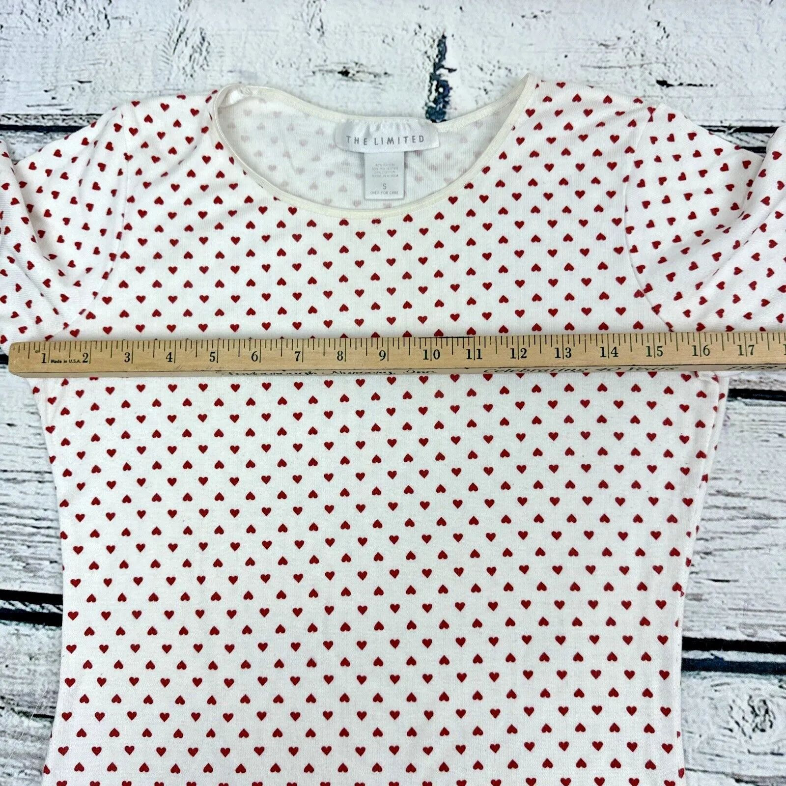 The Limited Red Heart Print Top Womens [Size Small] Short‎ Sleeve Crew Neck - Image 6