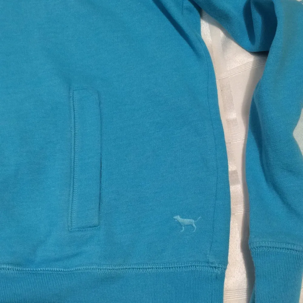 VS VICTORIA’S Secret Blue sweatshirt like new - Image 7