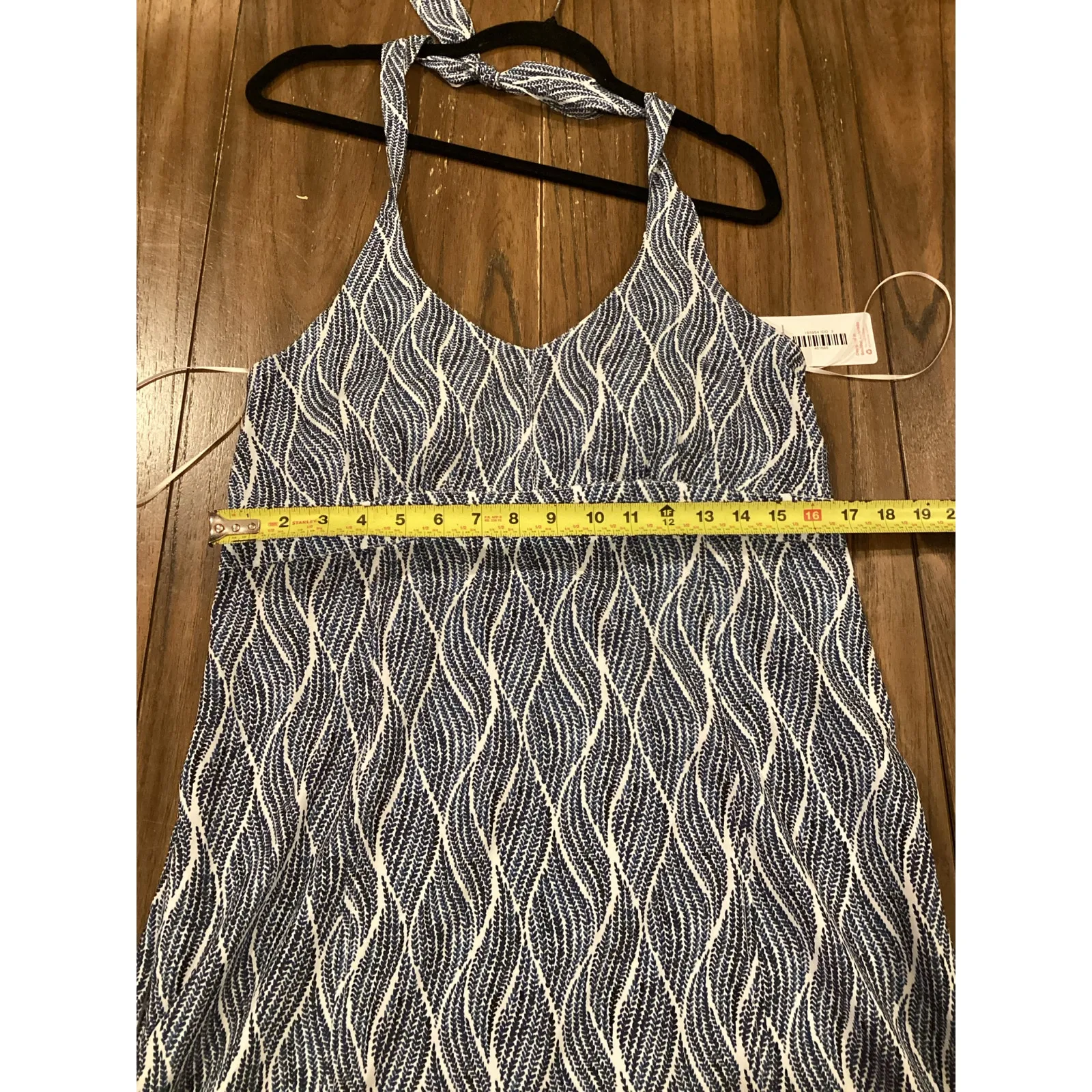 Krimson Klover Piper geo print mini halter Dress Blue and white built in bra L Size L - Image 5