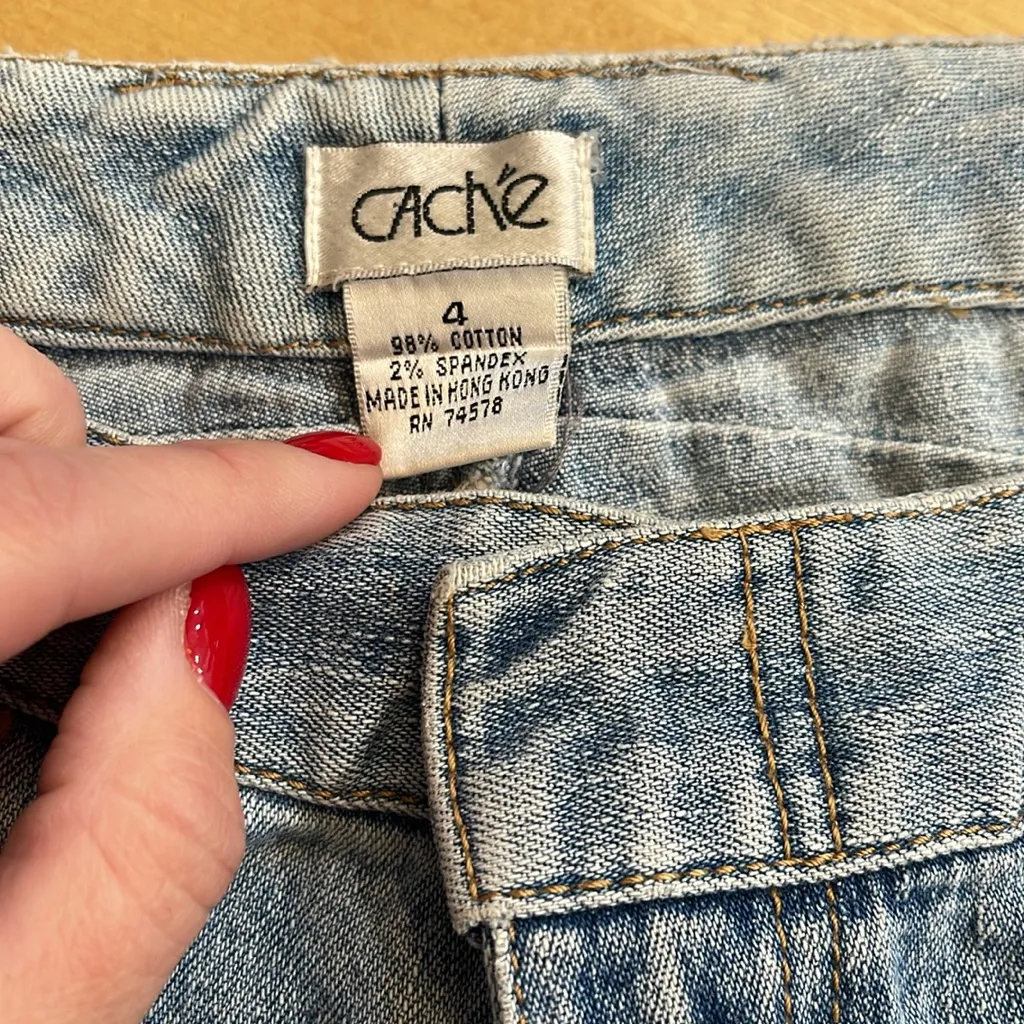 Cache Vintage Low Rise Distressed Flared Jeans - Image 3