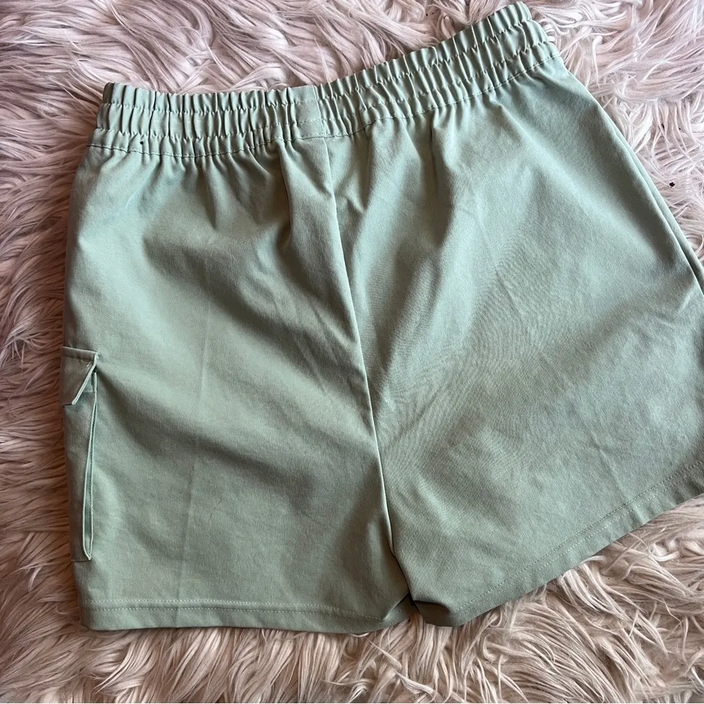 Nike Sage Green Utility Cargo Shorts - Image 12