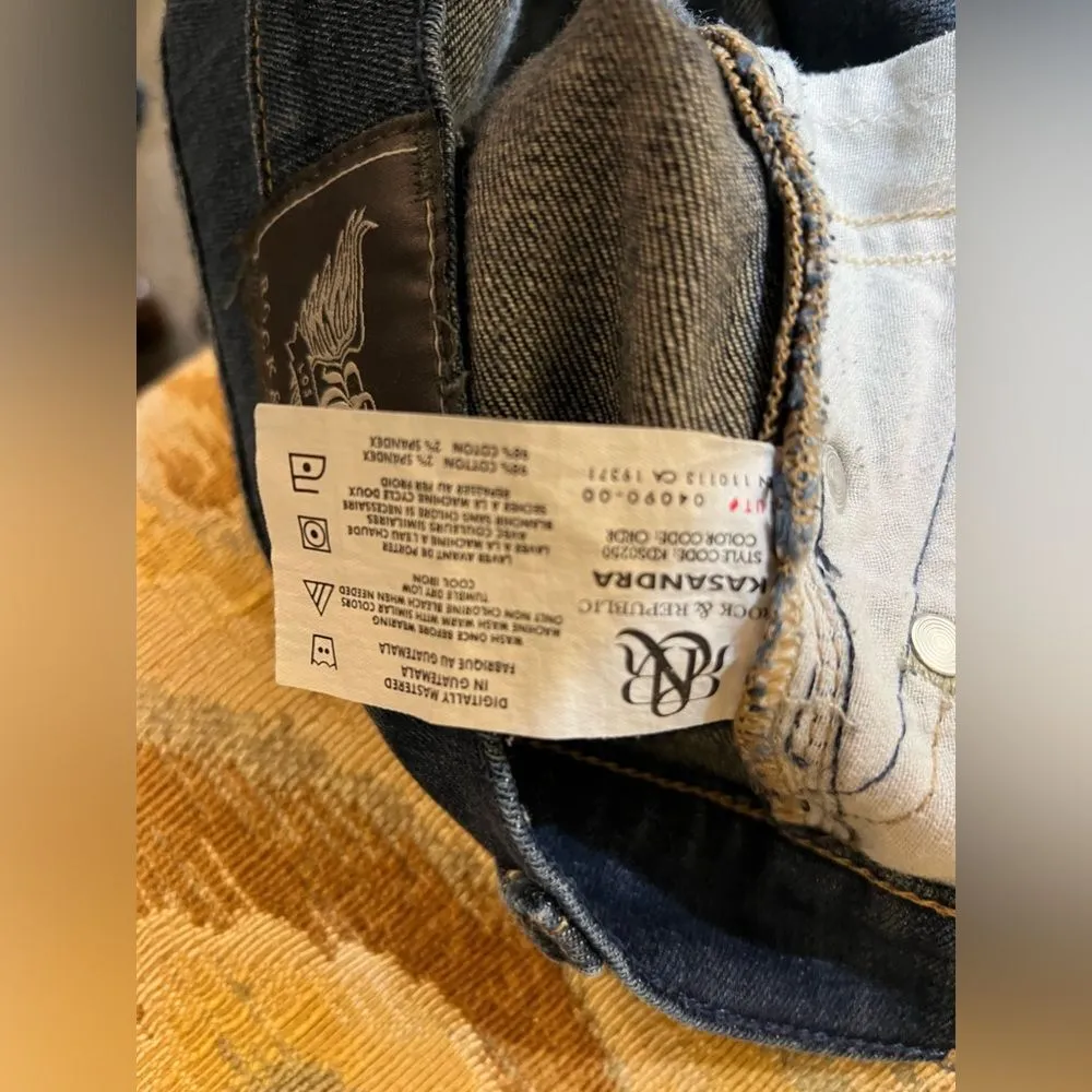 Rock & Republic denim Cassandra jeans, dark wash, flare -never worn NWOT - Image 4