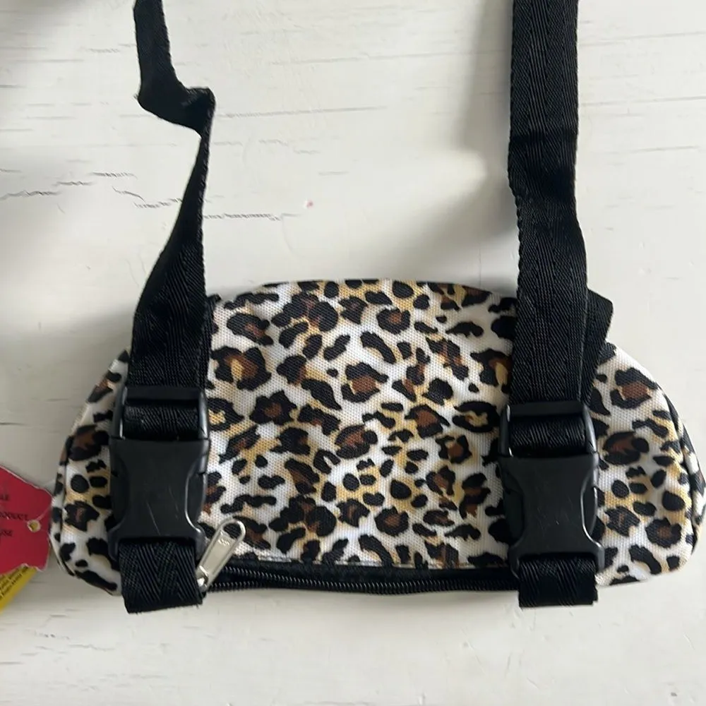 Showman Leopard Animal Print Zip Utility Bag Adjustable Strap NWT Tan - Image 5