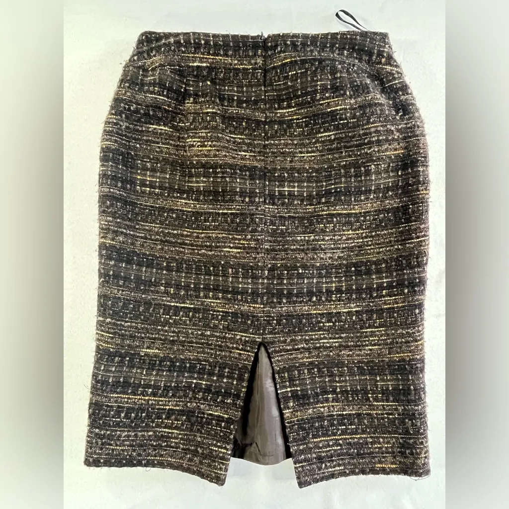 Lafayette 148 New York Fully Lined Tweed Inverted Pleat Tweed Pencil Knee Skirt - Image 4
