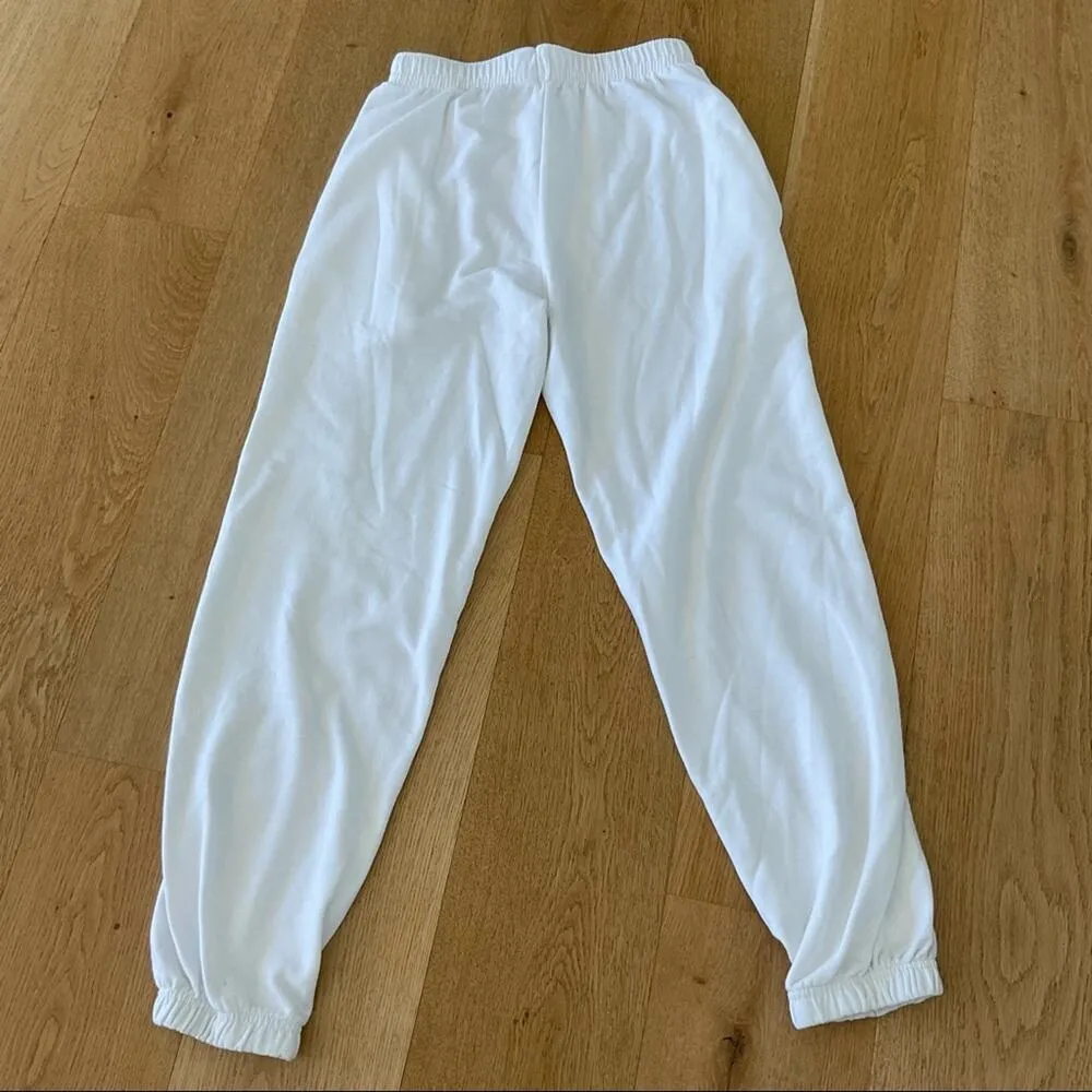 Boohoo - Butterfly Los Angeles Graphic Sweatpants Joggers in White - Image 6