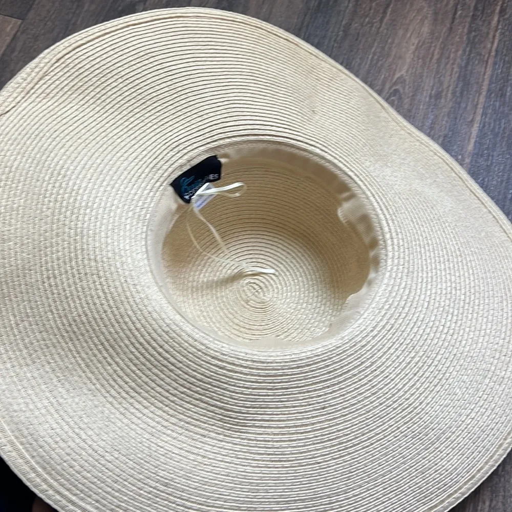 Floppy Beach Hat with Bow - Image 3