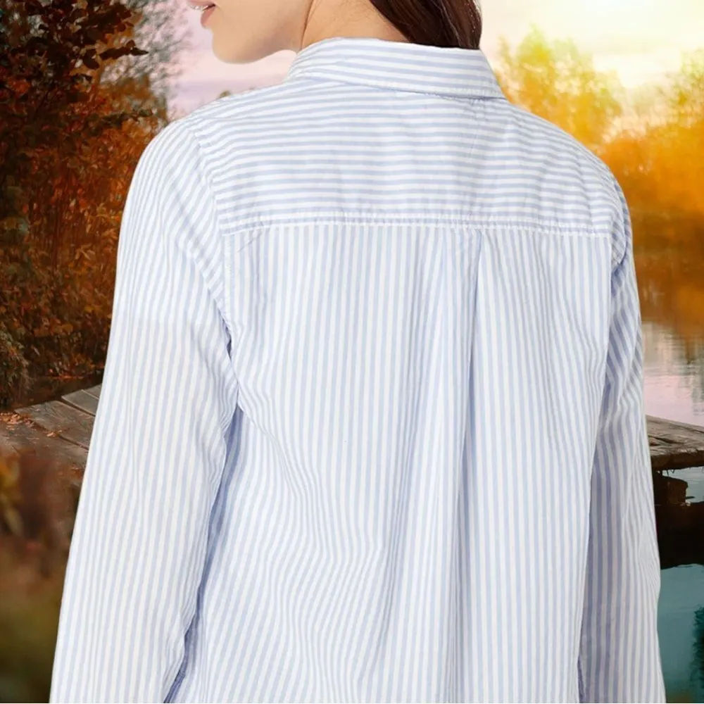 1901 blue and white striped button up shirt !  Nwot - Image 3