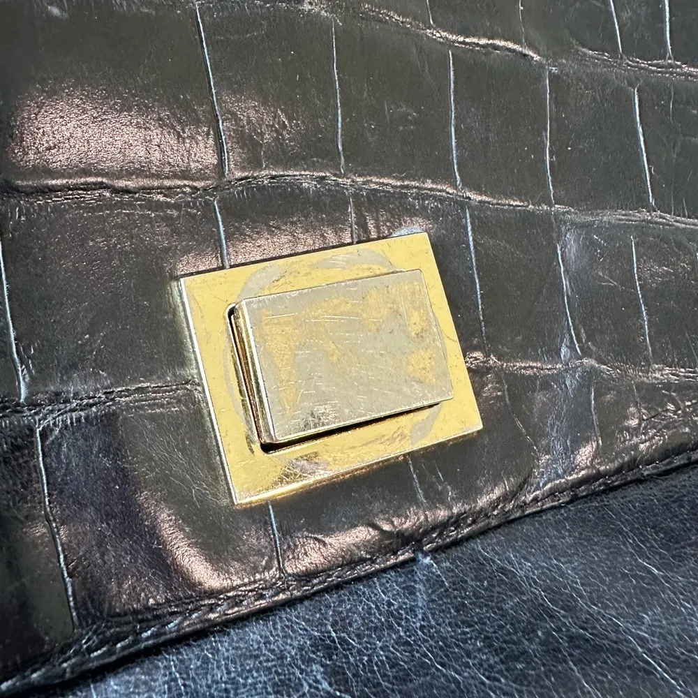 Badgley Mischka Croc Embossed Black Leather Shoulder Bag Gold Chain Link Strap - Image 13