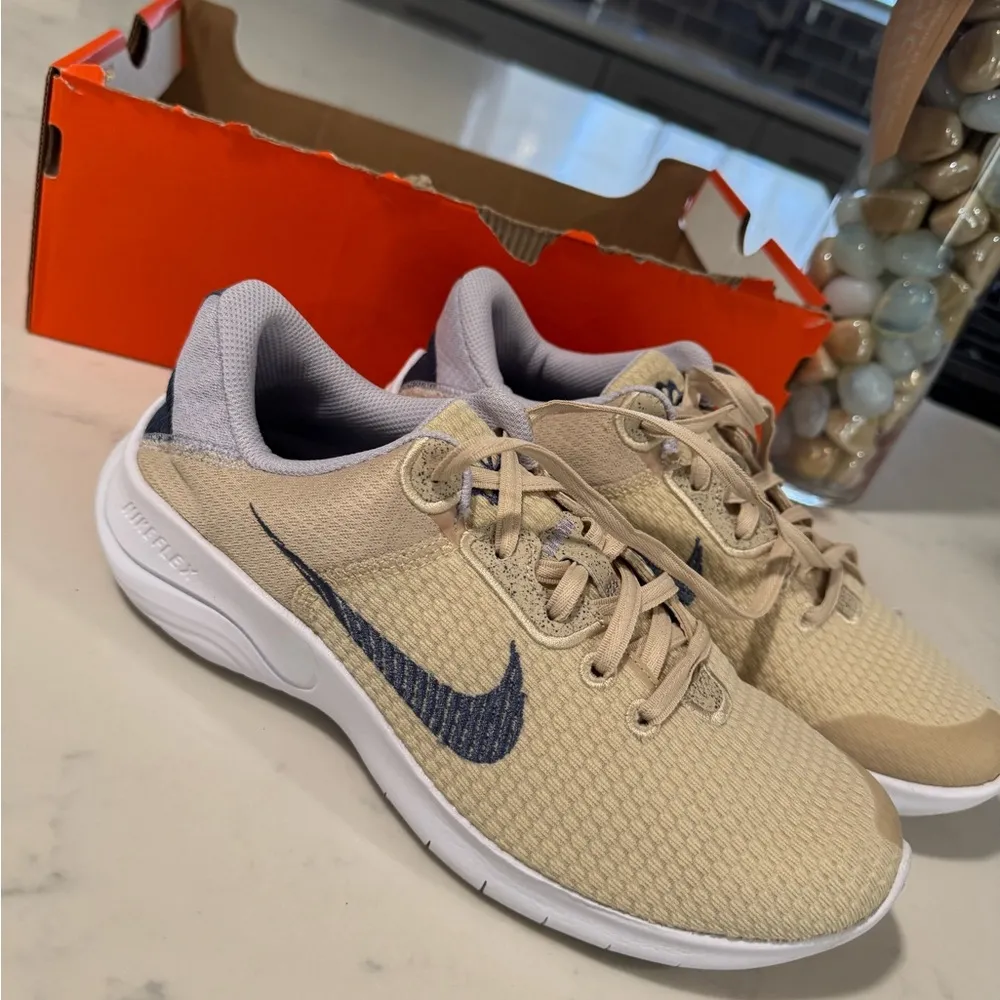 NIKE flex experience run 11 next nature sanddrift sneakers 🤍 - Image 6