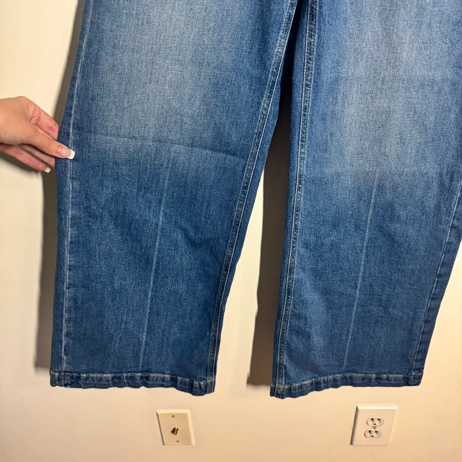 Gap Jeans Women Blue NWT 26/2R High Stride Wide Leg Cotton Medium Wash Minimal - Image 5