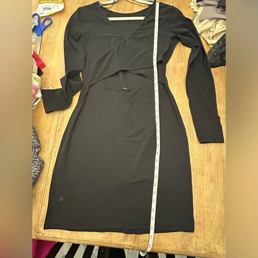 Lululemon  Nulu Black Go Everywhere Dress - Image 5