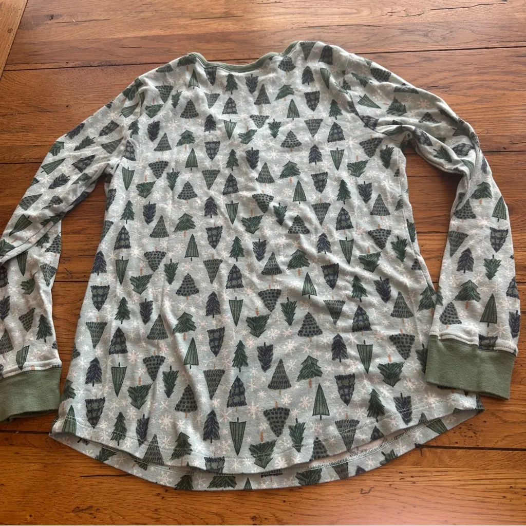 Lauren Conrad Evergreen Tree Pajama Top Women's Medium - Image 8