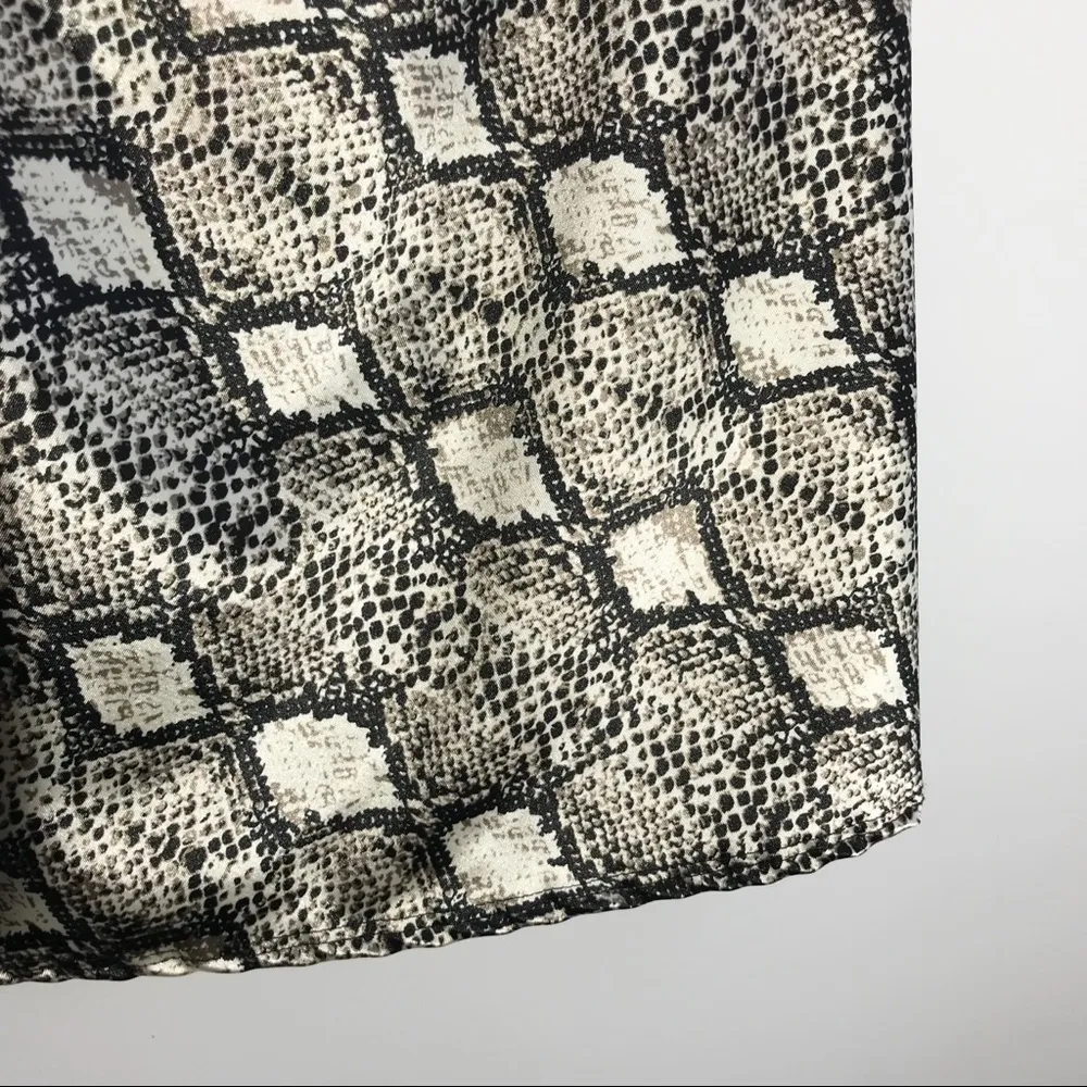 NWT Black and White Satin Snake Print Midi Skirt - Image 7