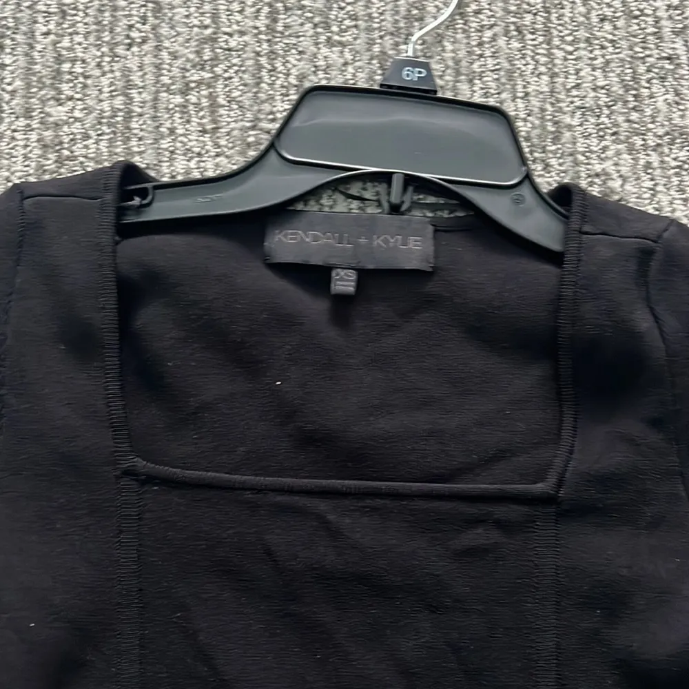 Kendall & Kylie Square-neck Crop Top - Image 2