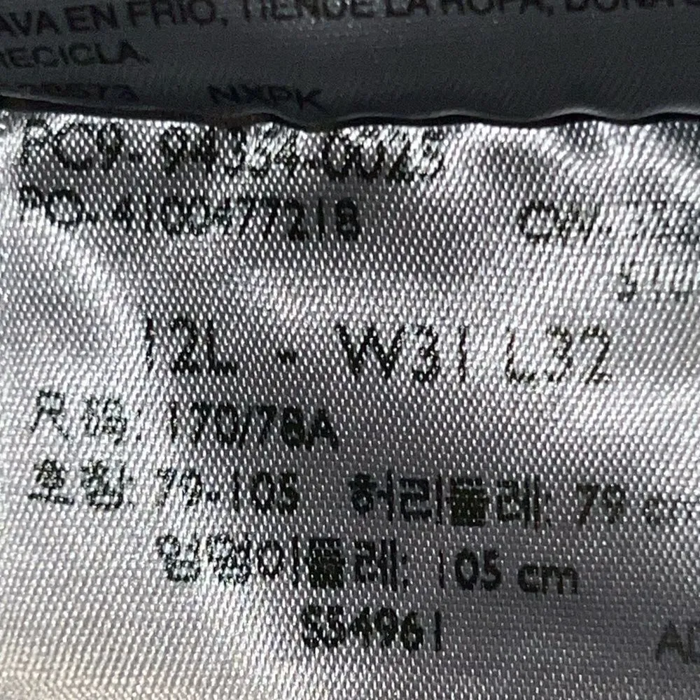 Levi’s signature gold label jeans. Next to new! - Image 11