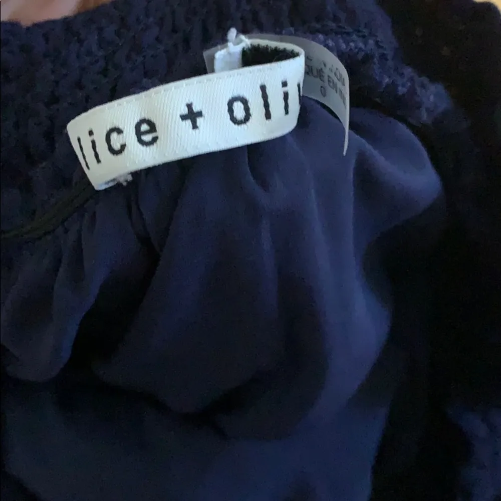 EUC Alice Olivia Pammy eyelet embroidered dress - Image 7