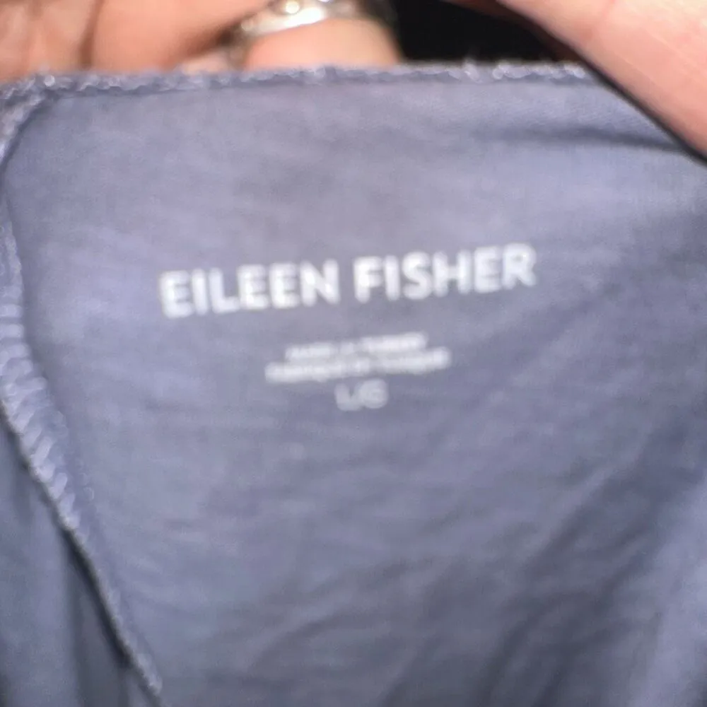 Eileen Fisher blue elevated basic luxe L minimalist basic tee - Image 3