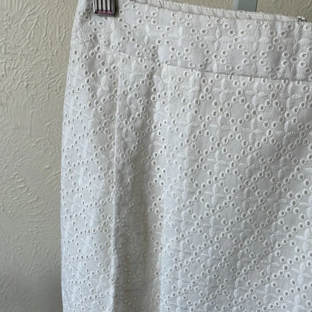 Brooks Brothers pretty white eyelet pencil skirt - Image 2