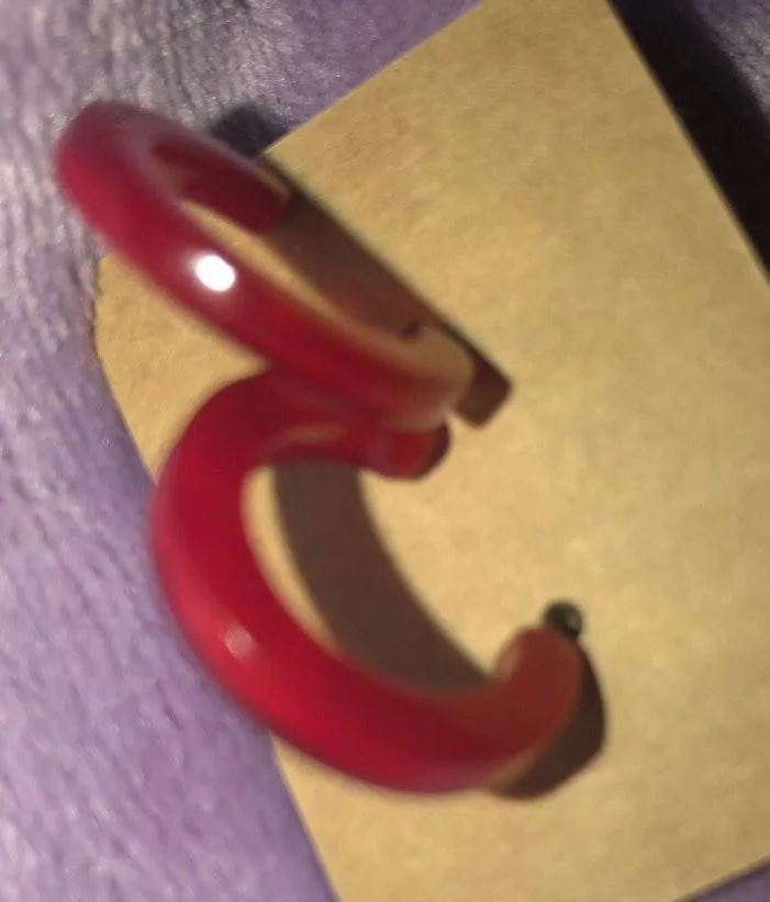 Red Earrings - Image 4