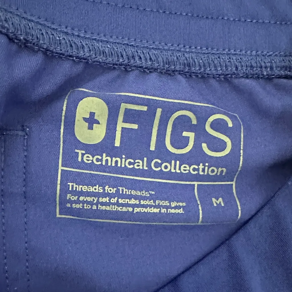 FIGS  Technical Collection Blue Scrubs - Image 2