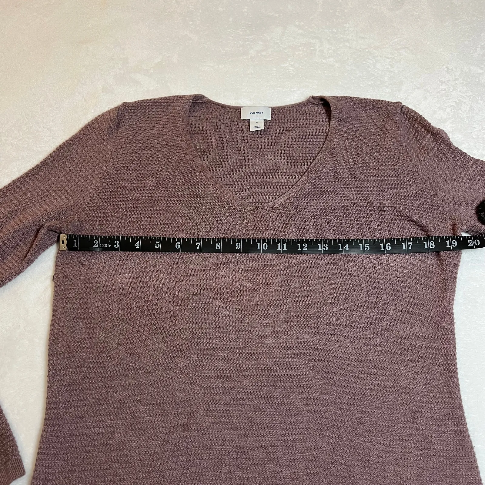 Old Navy Textured V-Neck Tunic Sweater Size Medium Casual Layers Effortless - Image 7