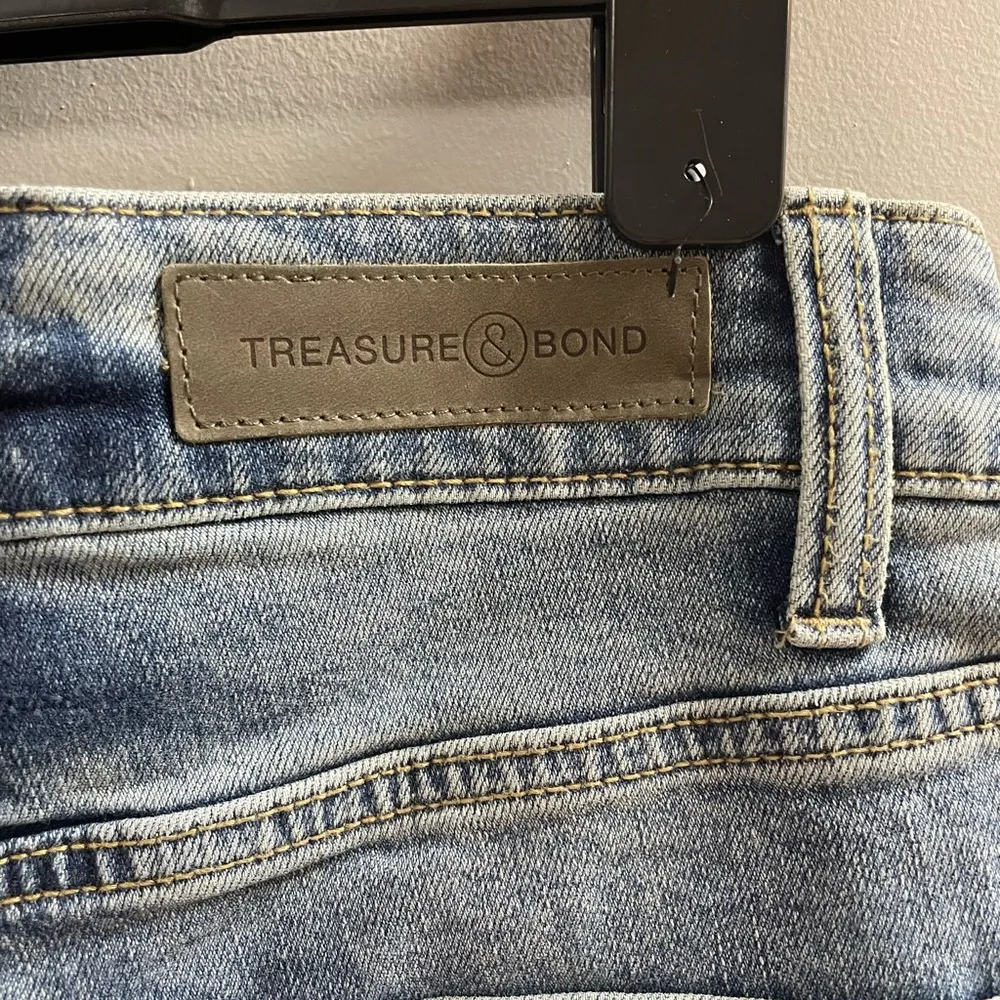 Treasure & Bond Foster Boyfriend High Rise Shorts Distressed Size 25 NWT - Image 7