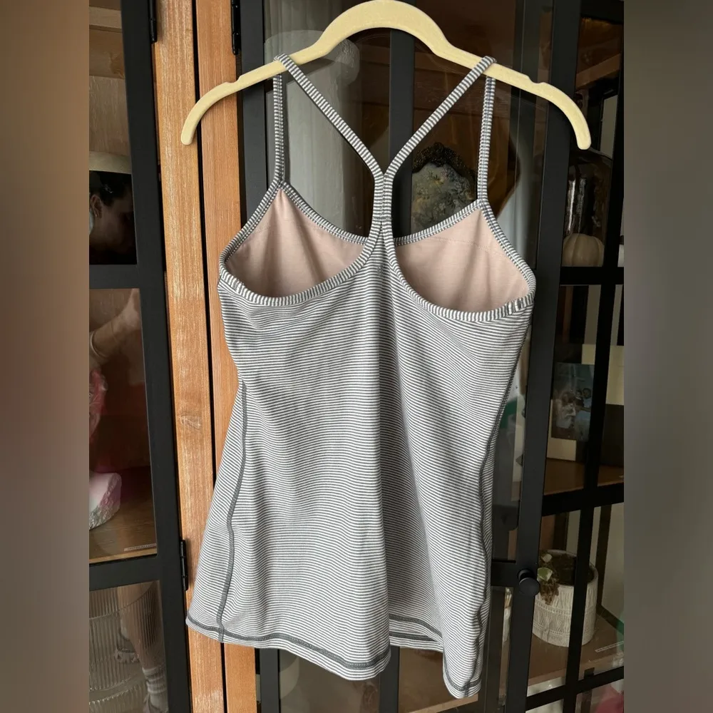 Lululemon Power Y Tank top Luon Tonka Striped Heathered Slate White - Image 5