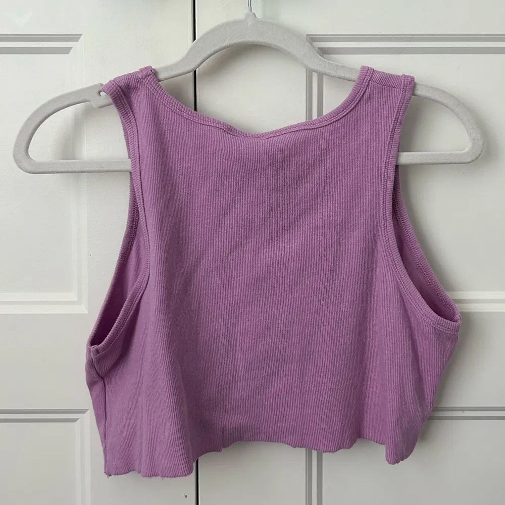 cropped purple tank top, size M - Image 2