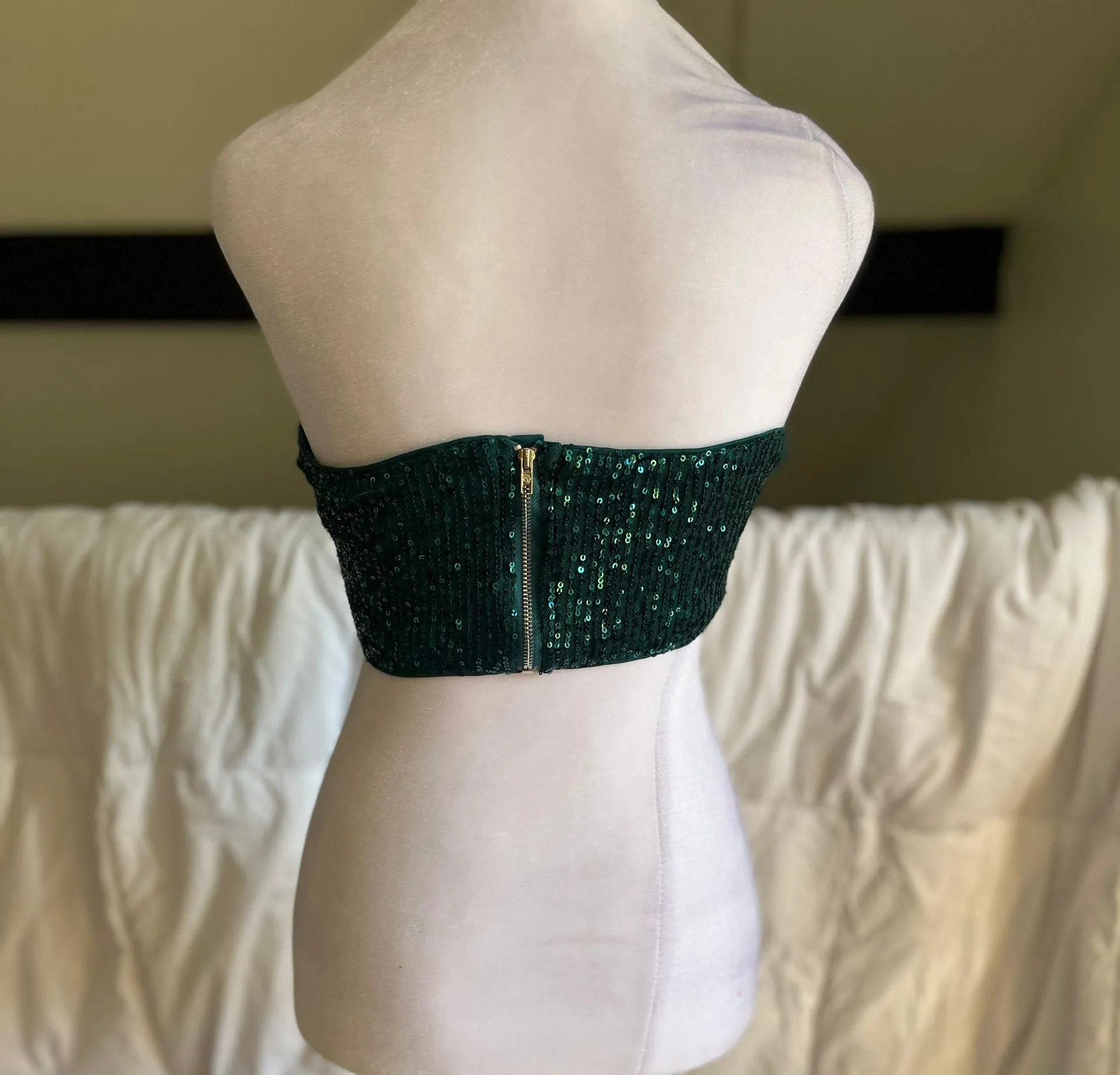 SheIn Green Sequin Crop Top - Image 2