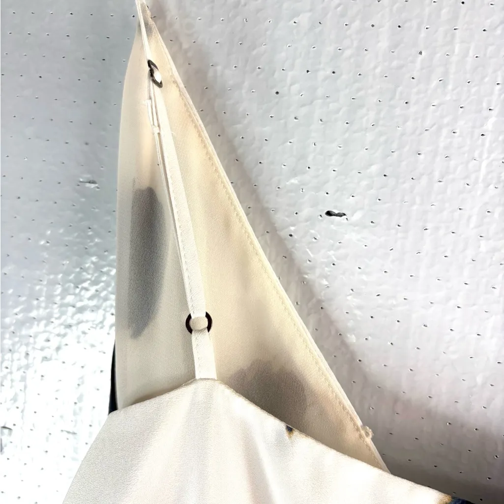 Banana Republic XS Cross Over Side Tie Tank Top in Crème n Black - Image 3