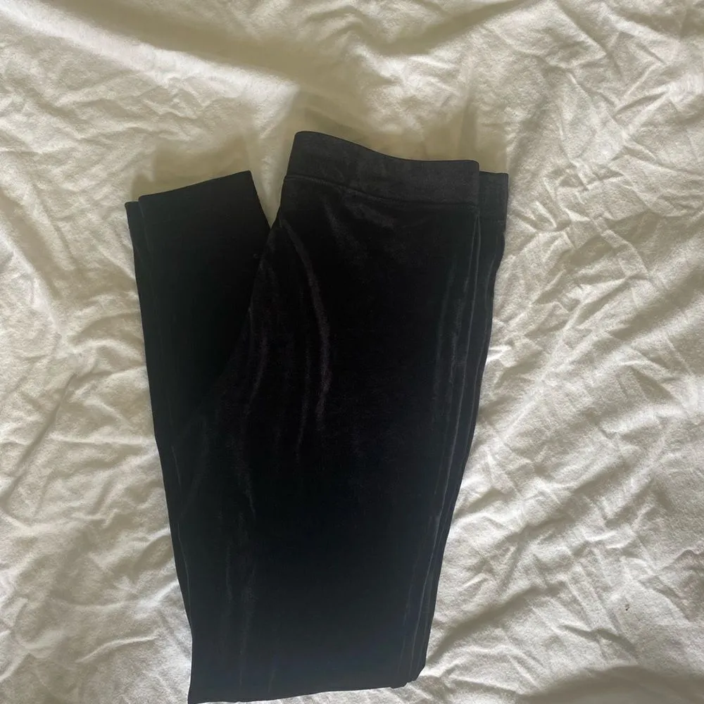 Express black velvet leggings size M - Image 2