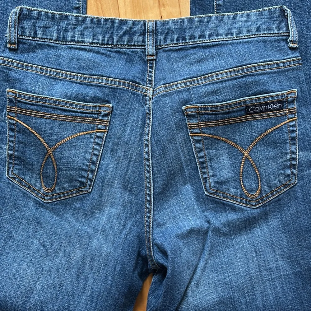 flare light wash five pocket jeans - Image 9