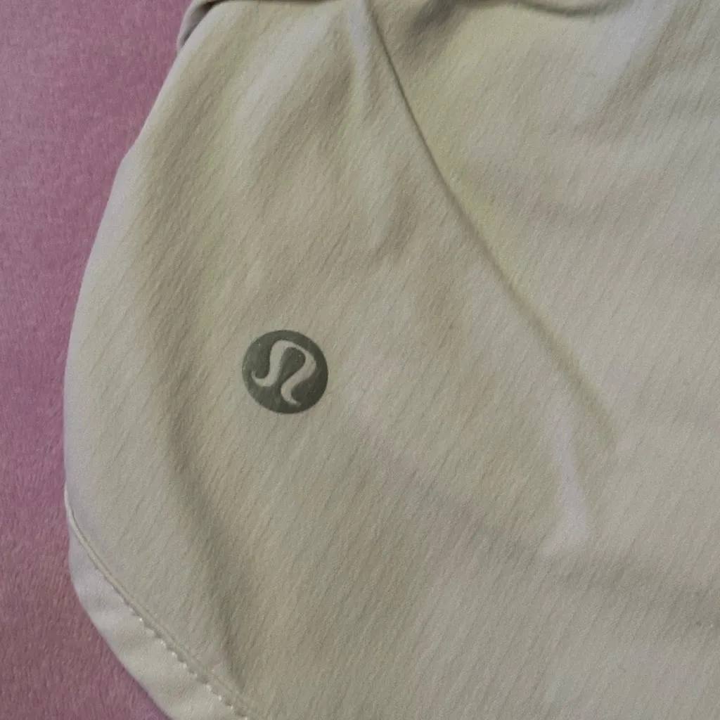 Lululemon speed up shorts size 10 - Image 6