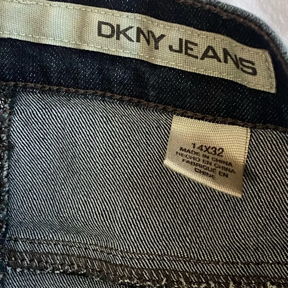 DKNY Jeans 👖 like new - Image 2