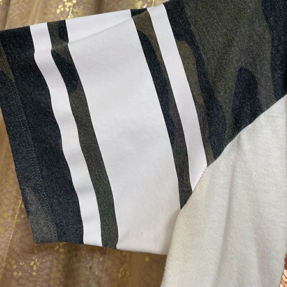 PINK Victoria's Secret White Camo Rose Gold Sequin Bling T Shirt, Large - Image 5