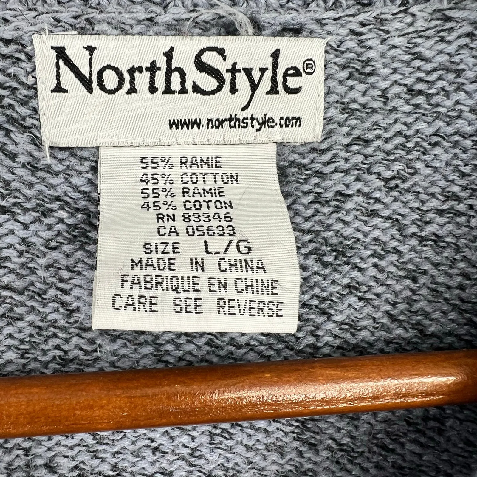 Vintage NorthStyle moose motif blue long sleeve crew neck sweater size large - Image 6