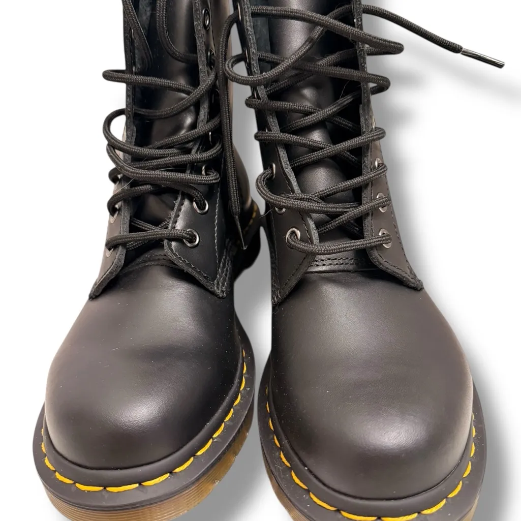 Dr. Martens Women's 8 Eye Leather Boots 11821006 BLACK SMOOTH Size 9-New *read - Image 2