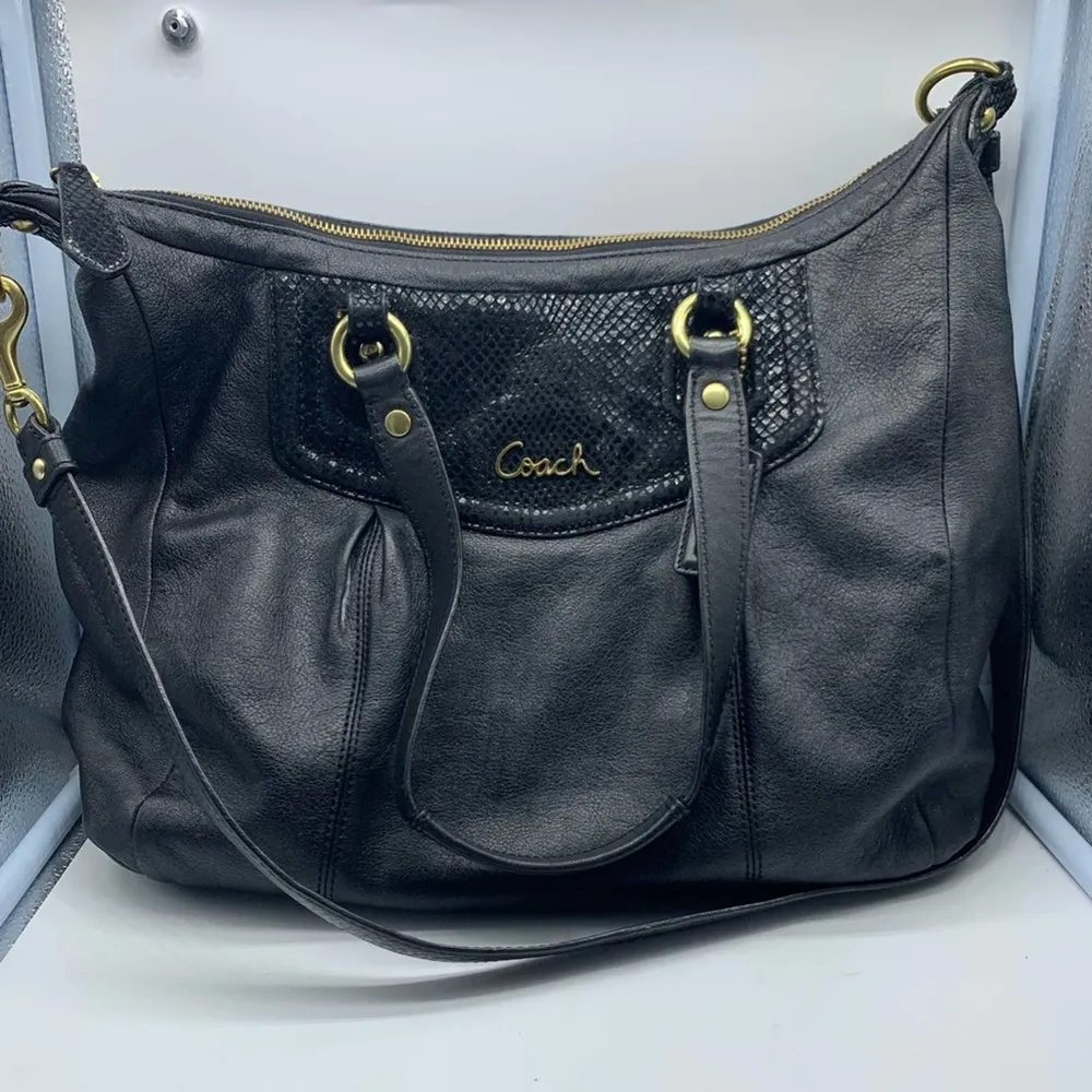 COACH Ashley black leather satchel - Image 5